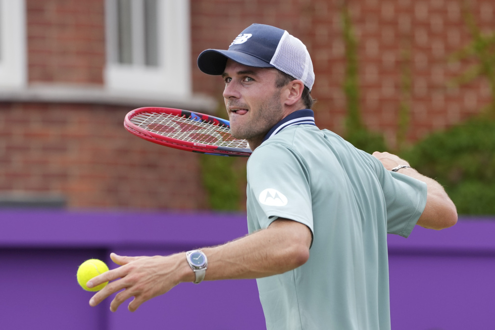 他精准的传 他精准的传