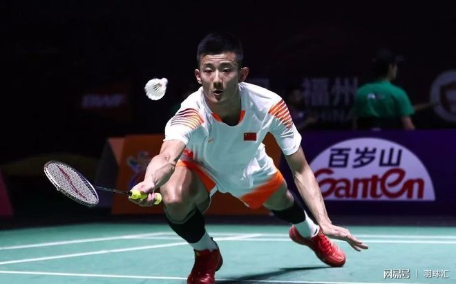 更加包容和 更加包容和