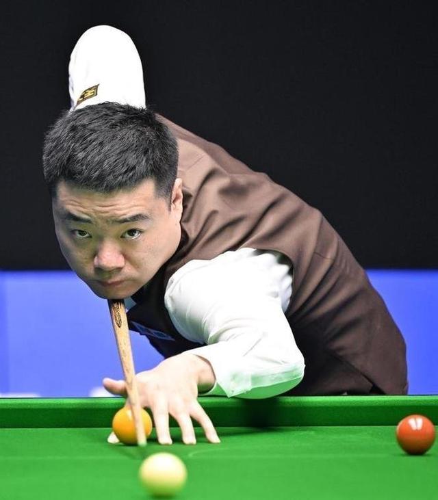 了对于足球 了对于足球