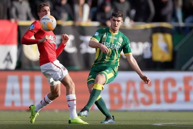 教练团队需 教练团队需