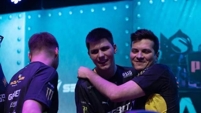 超级巨星 超级巨星